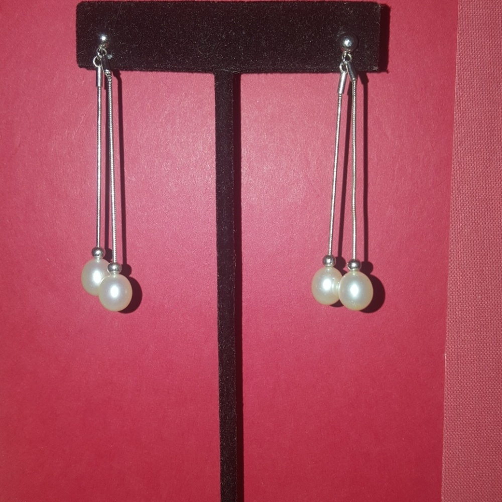 Pearl earrings